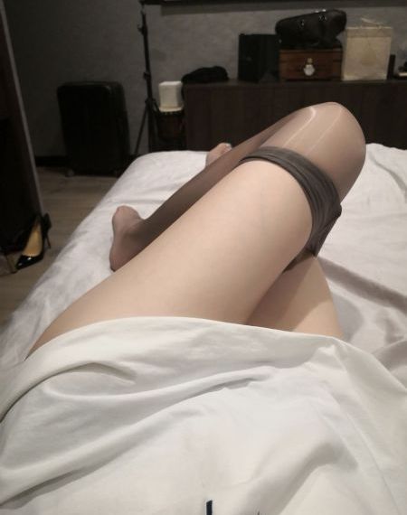 嗯别插太深了_电影无删减版